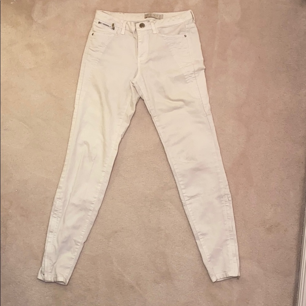 White Zara jean